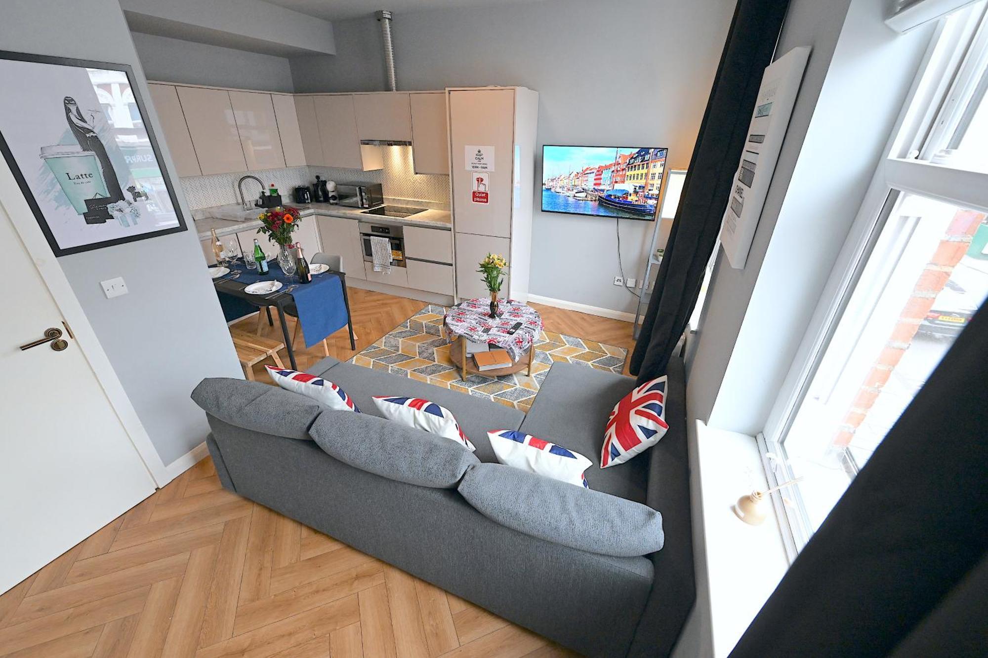 1 Bedroom Flat In Wood Green Piccadilly Line London Kültér fotó