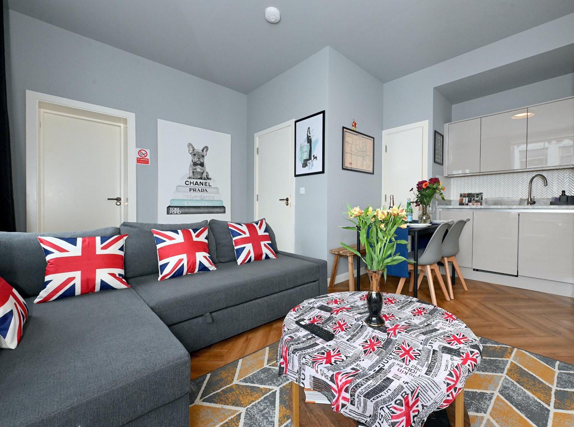 1 Bedroom Flat In Wood Green Piccadilly Line London Kültér fotó